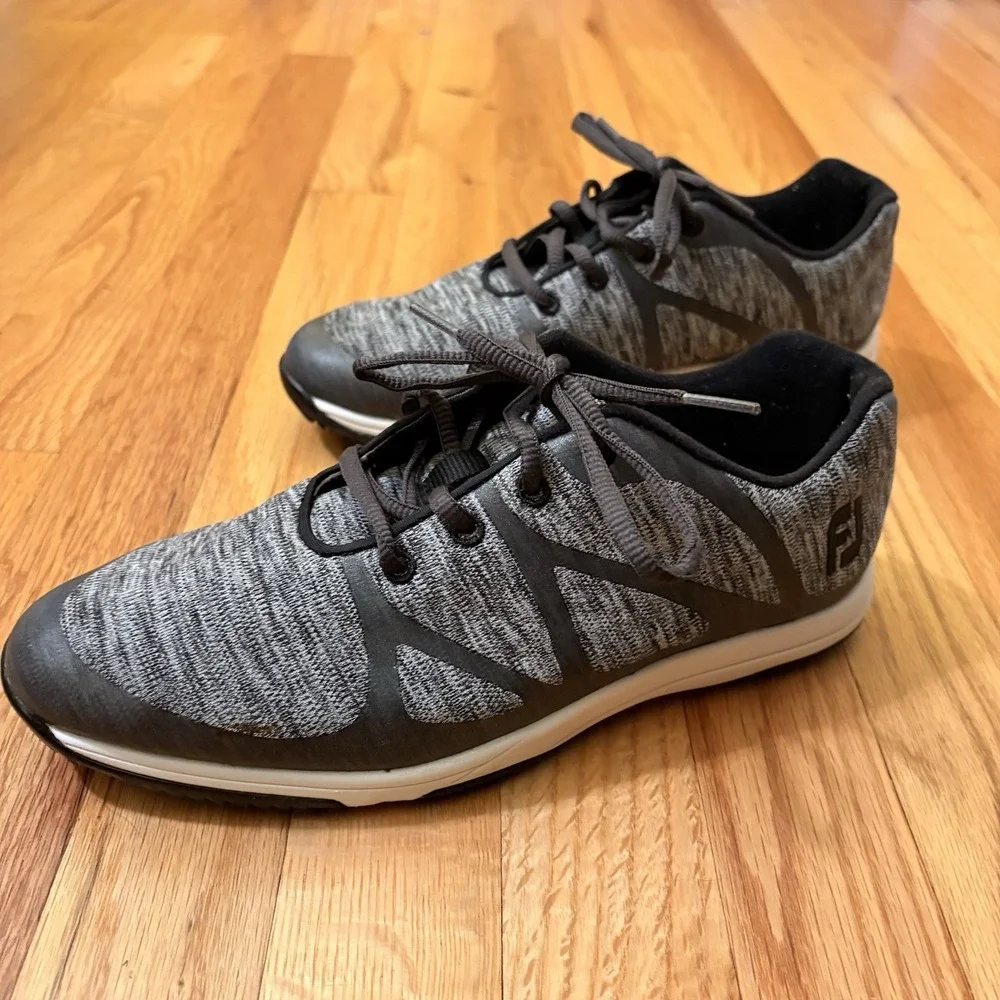 FootJoy read small