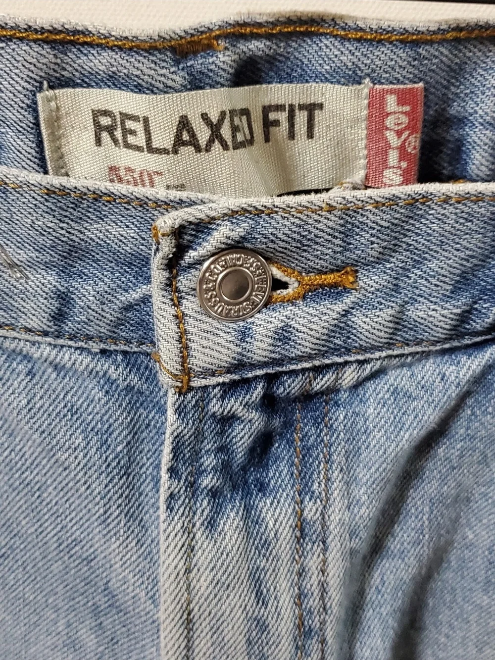 Levis area night