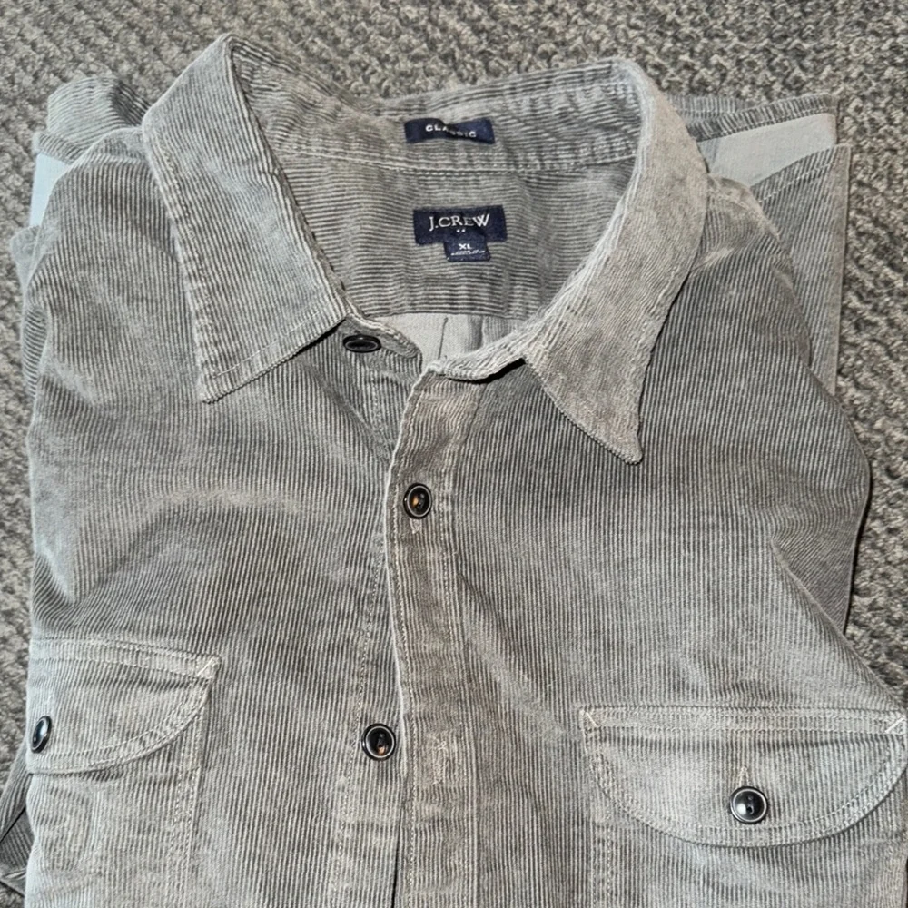 Men's J Crew XL‎ button up gray shirt. Fall/comfy