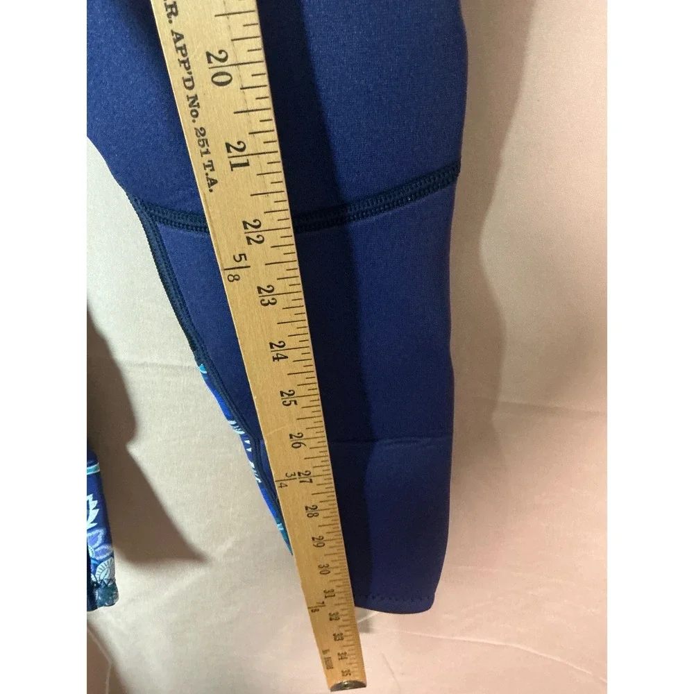 XUKER Wetsuit Kids Size 2 Blue Excellent Floral Print 2mm Neoprene Front Zip