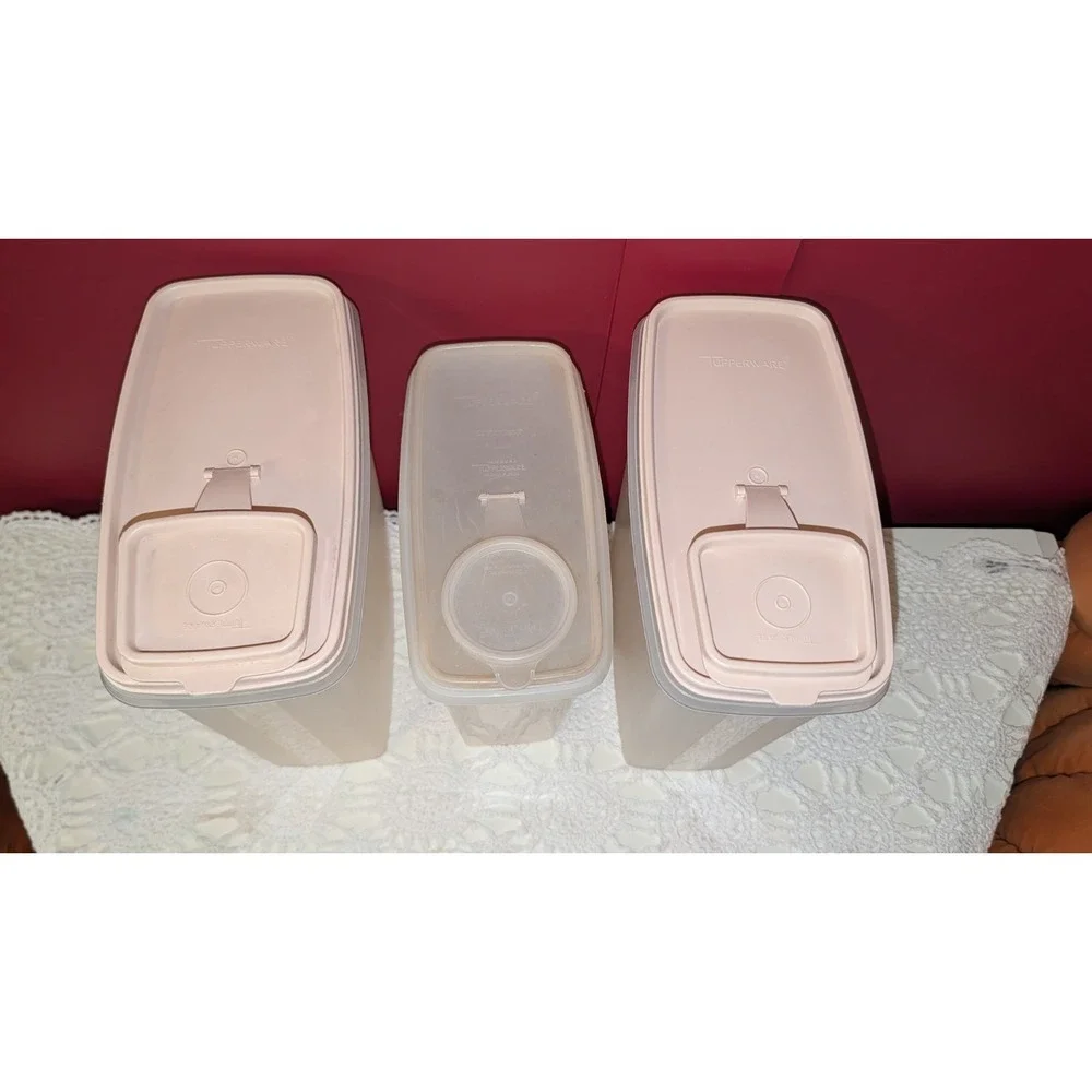 Three Vintage Tupperware Cereal, Keeper Set  1588-7, 469-6, 471-12, 1590-4