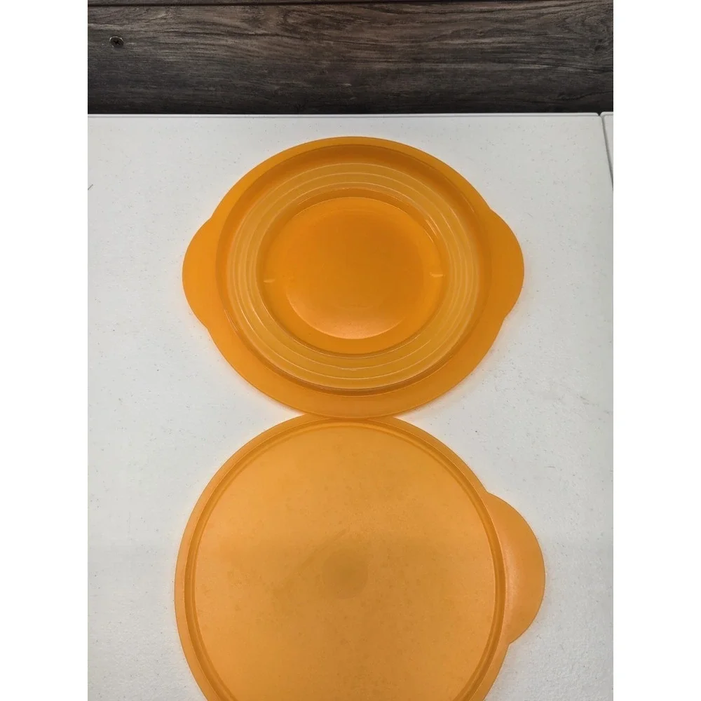 TUPPERWARE 4‎ Cup / 950ml FLAT-OUT Microwave Bowl #5453A & Seal #5455A Orange