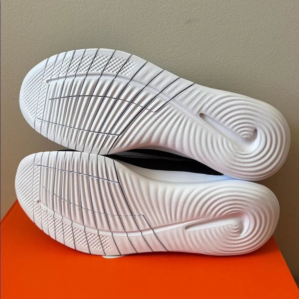 Nike brand ship
