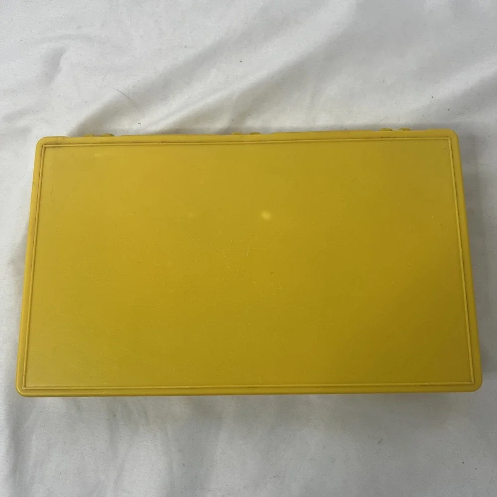 Vintage Yellow Plastic Box With Building Pieces Toy‎ Red Blue White Yellow