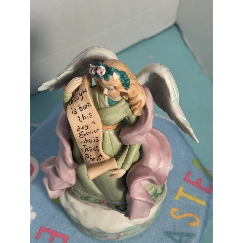 Vintage Joy‎ To The World Musical Angel Figurine 1992 Porcelain Hamilton Gifts