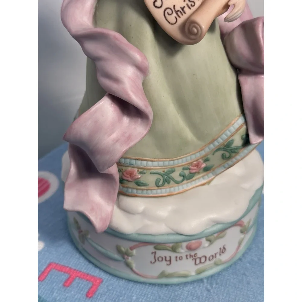 Vintage Joy‎ To The World Musical Angel Figurine 1992 Porcelain Hamilton Gifts