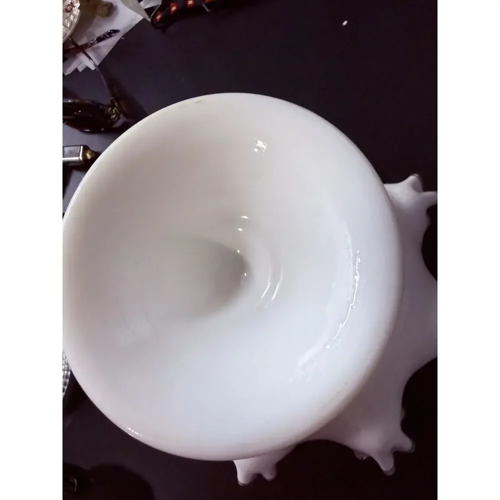 Fenton silver crest