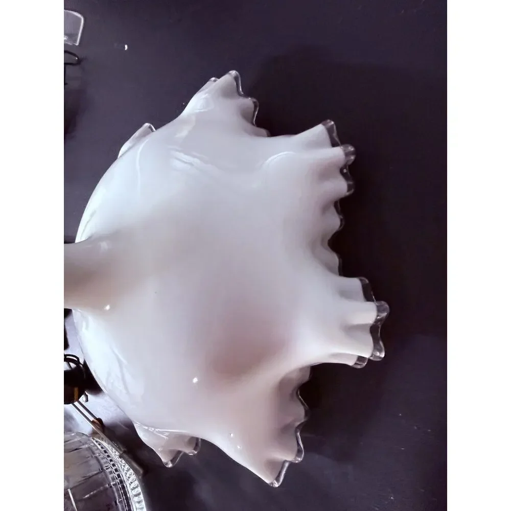 Fenton silver crest