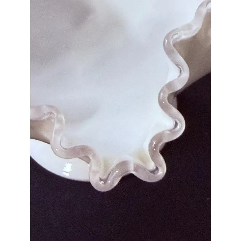 Fenton silver crest