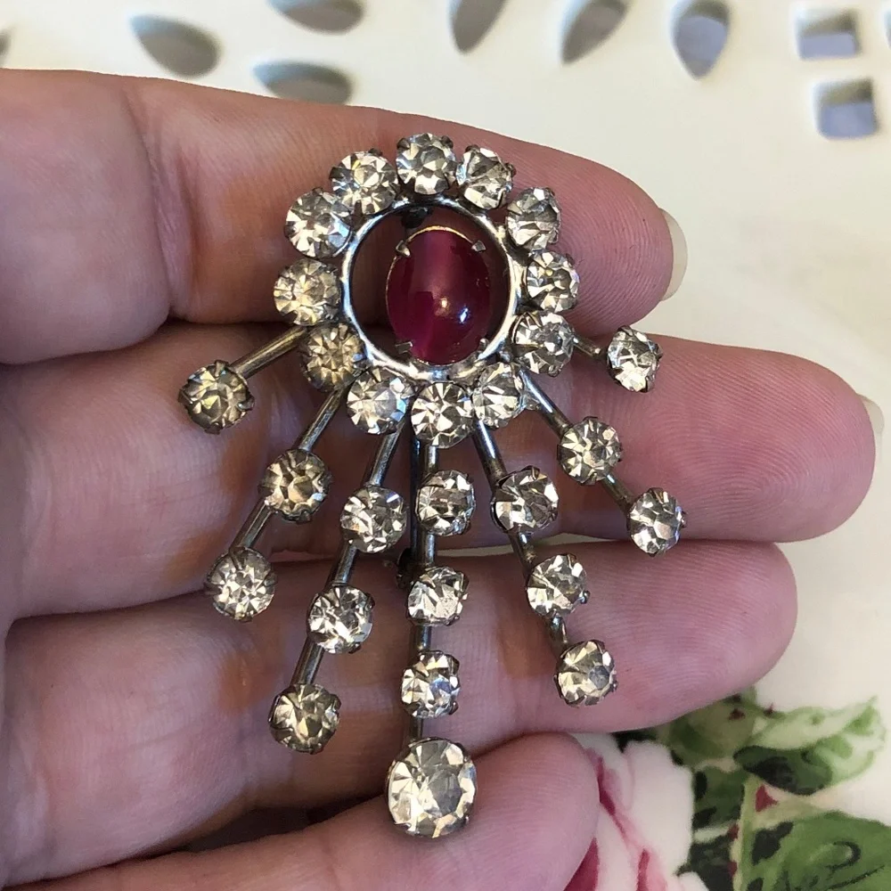 N/A jewelry item