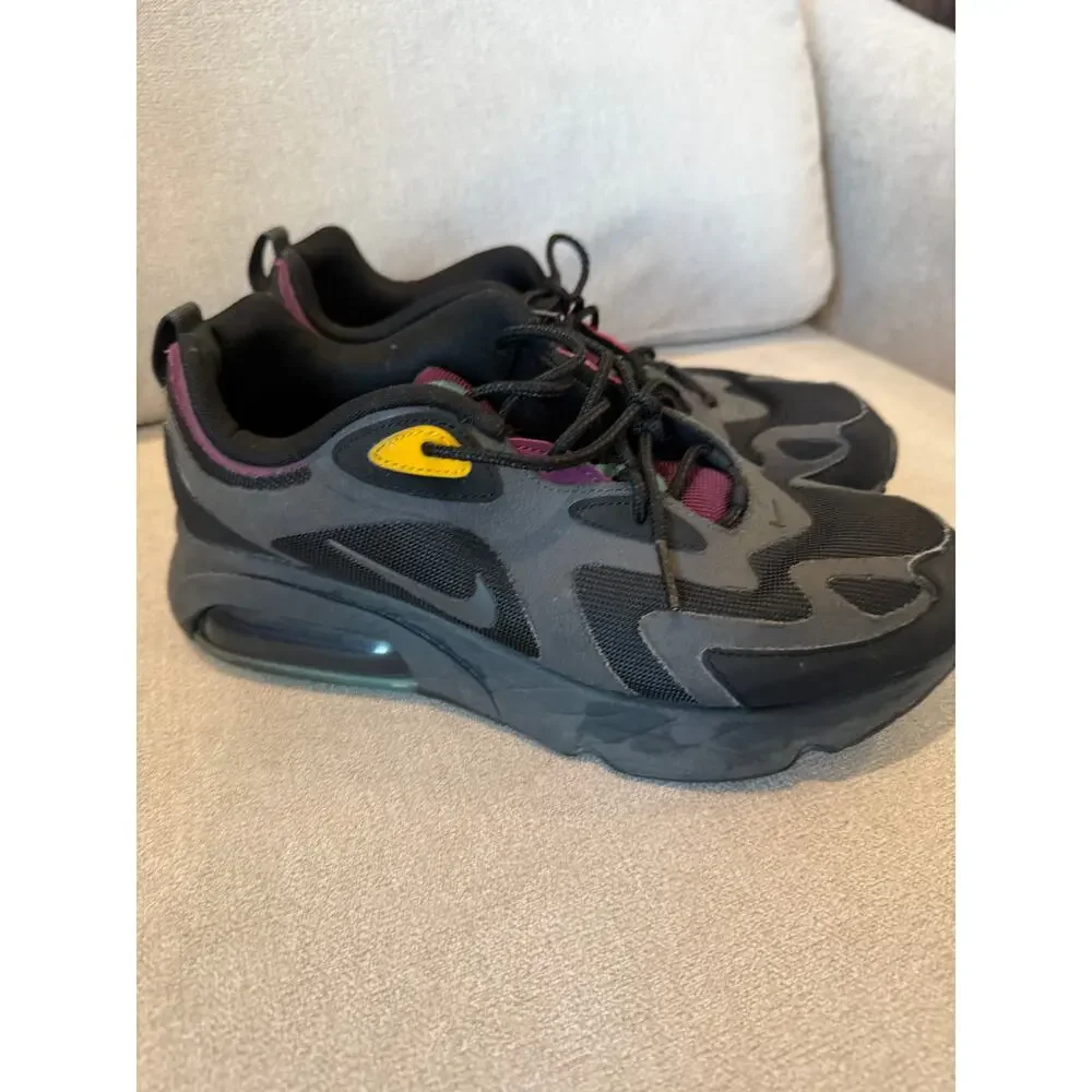 Nike Air Max 200‎ Running Shoes Black Anthracite Bordeaux AQ2568-001 SZ 10