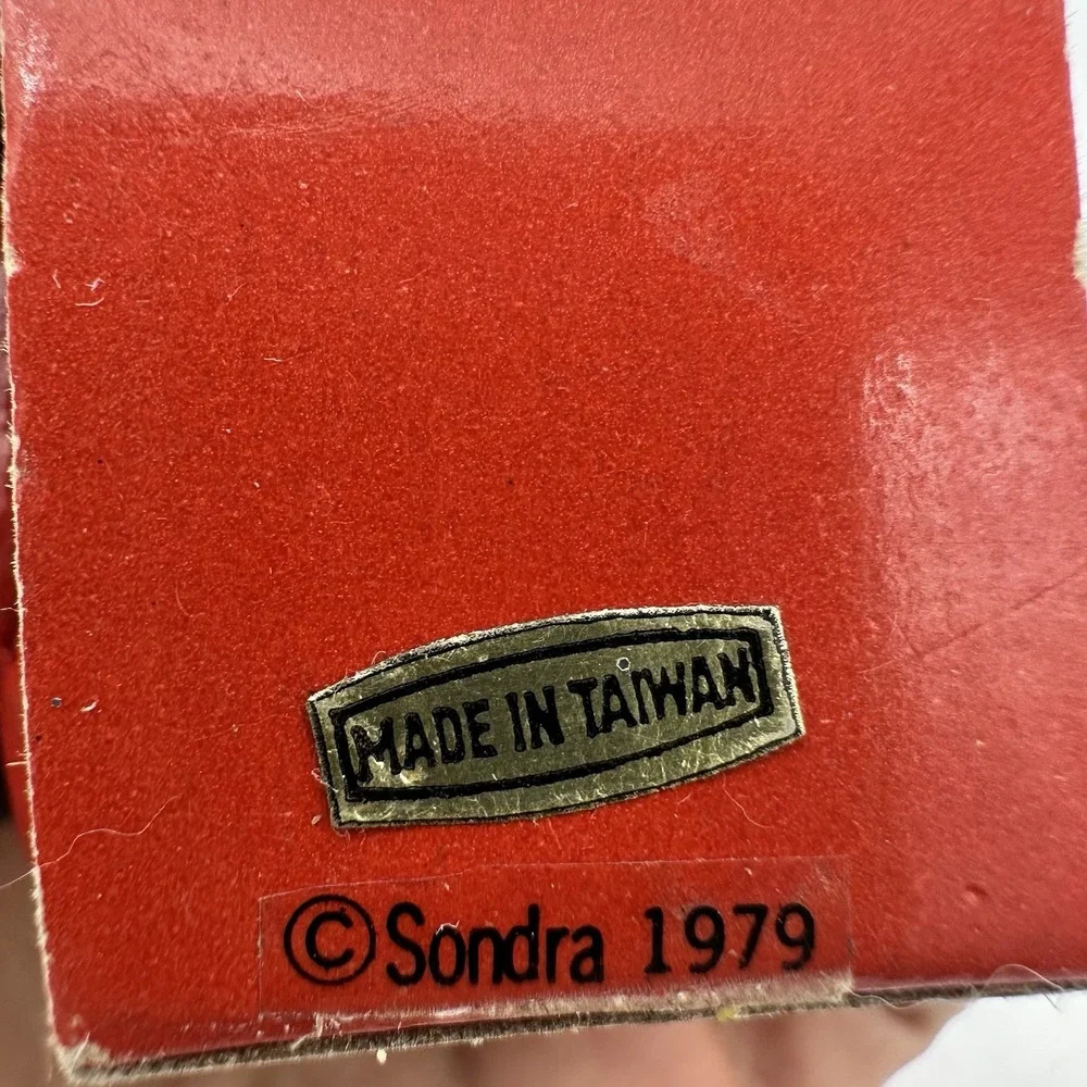 The Unbranded Brand product vintage