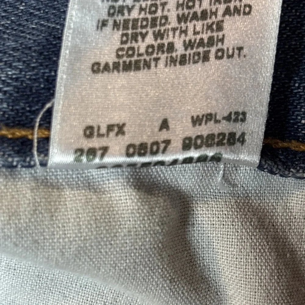 Levis please check