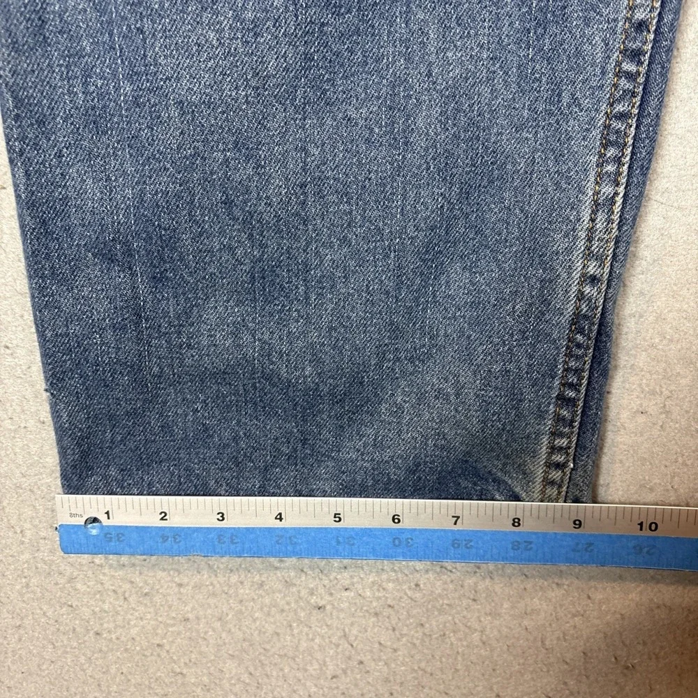Levis please check