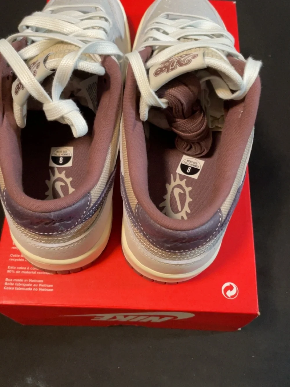 Nike low top