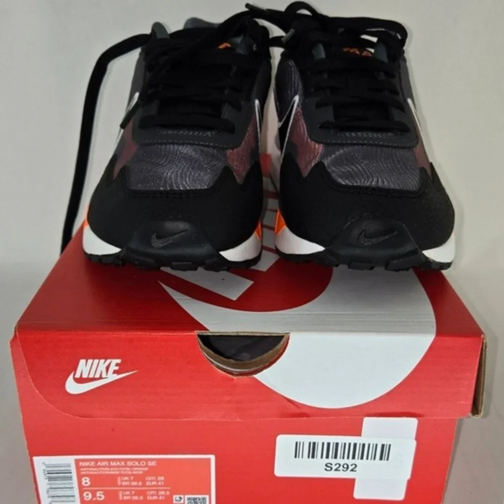 Nike Air Max Solo SE Anthracite Black Total Orange FJ2594-001 Mens 8 Womens‎ 9.5