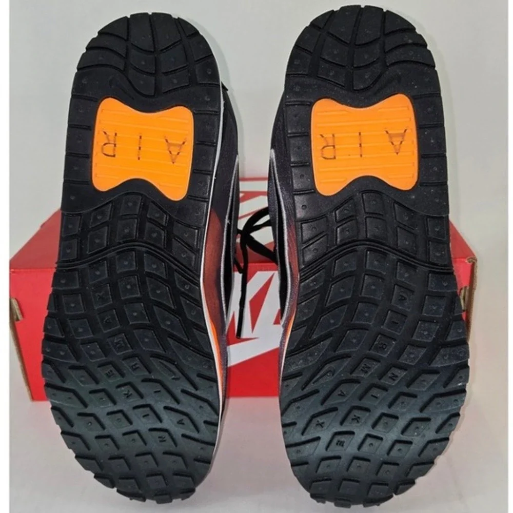 Nike Air Max Solo SE Anthracite Black Total Orange FJ2594-001 Mens 8 Womens‎ 9.5