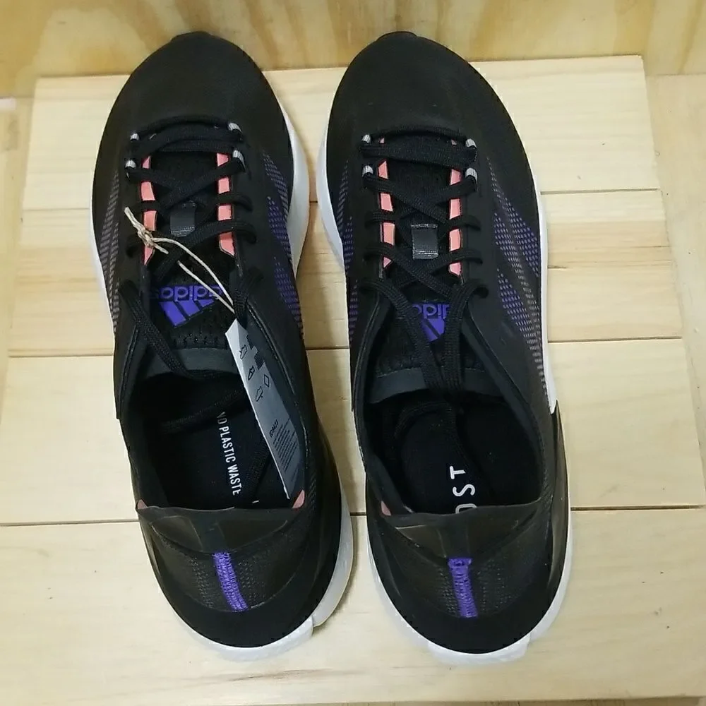 New Adidas Avryn Universal Boost Running Shoes size 13