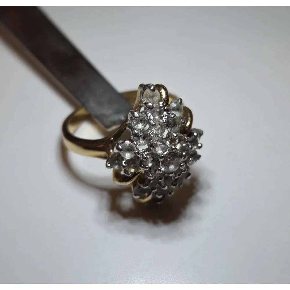 Vintage 18KGE Waterfall Cluster Cocktail Ring Size 9‎