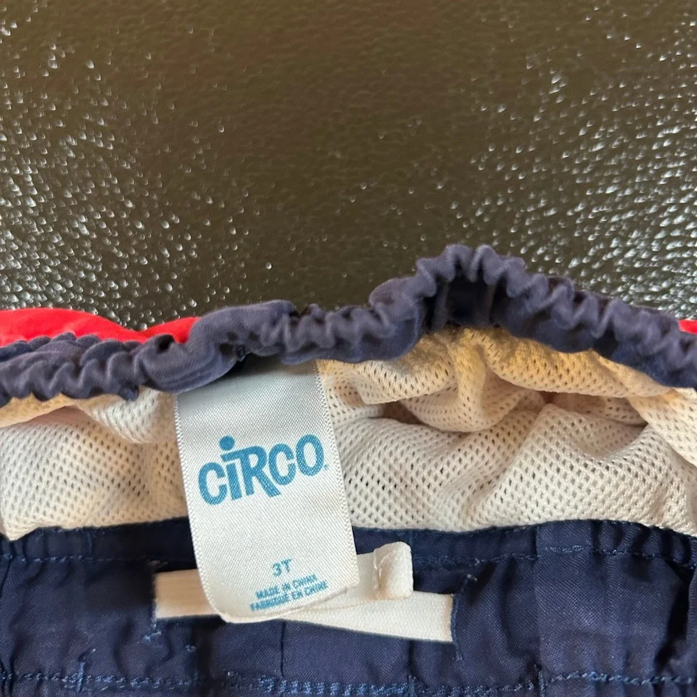Circo shorts excellent