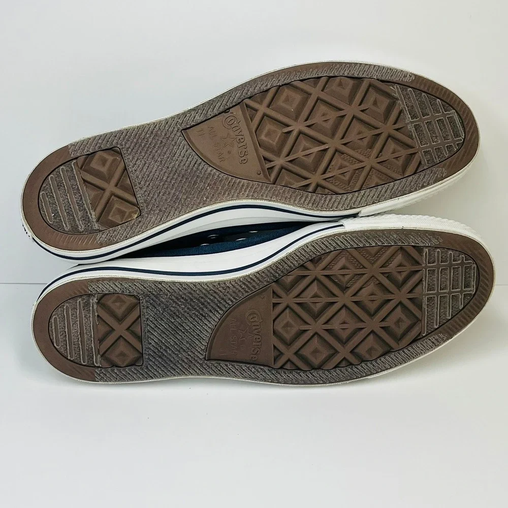 Converse pattern classic effortlessly