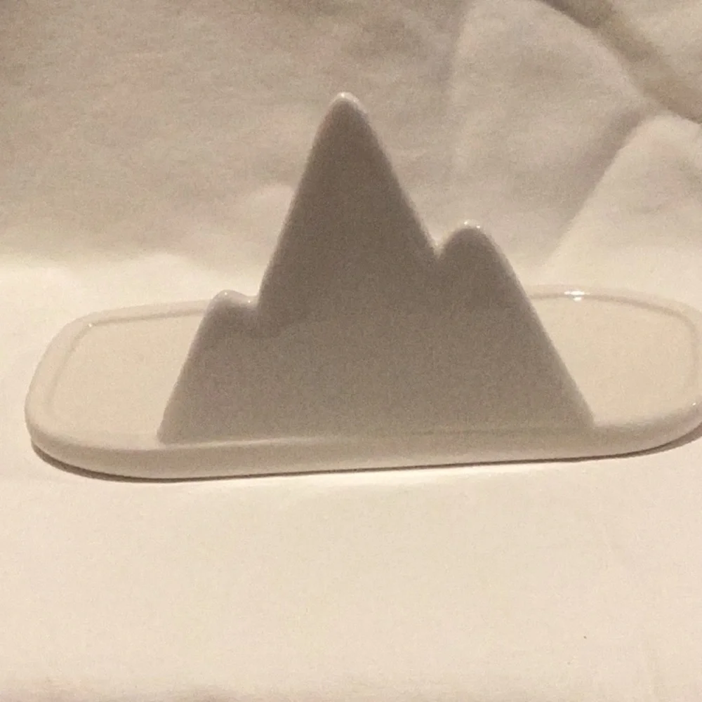 BKLYN shakers salt piece