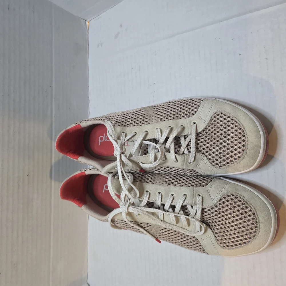 PLAE beige perfect