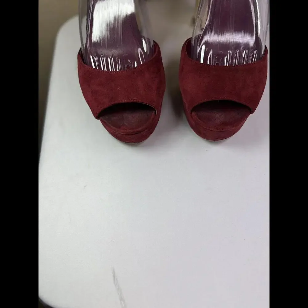 Michael Kors Red/Gold Platform Heels‎ Size 10m