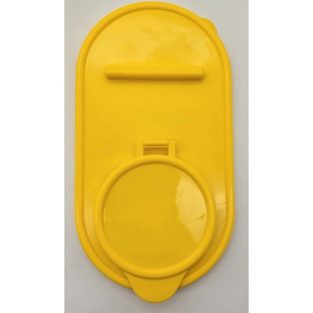 Kelloggs vintage plastic