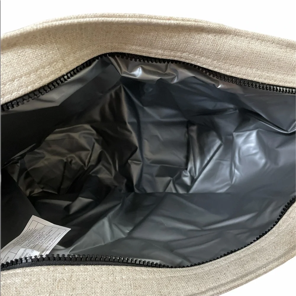 NEW Rae Dunn FRIENDS Insulated Tote