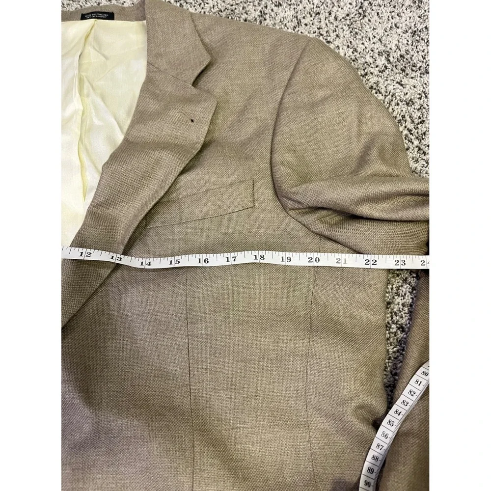 Oscar de la Renta activity closely tag