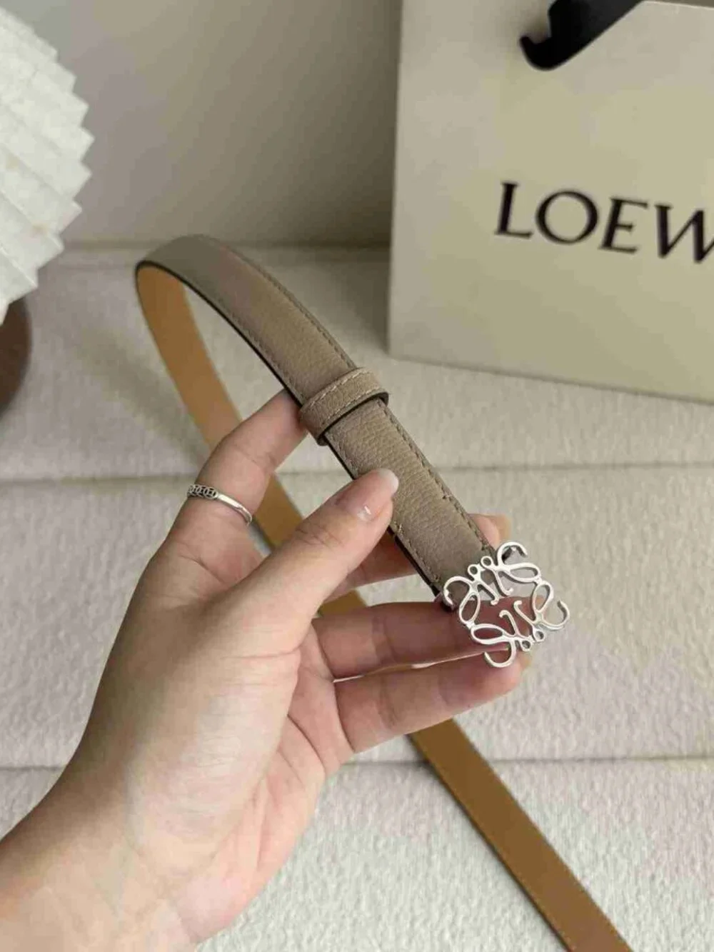 Loewe taupe grained