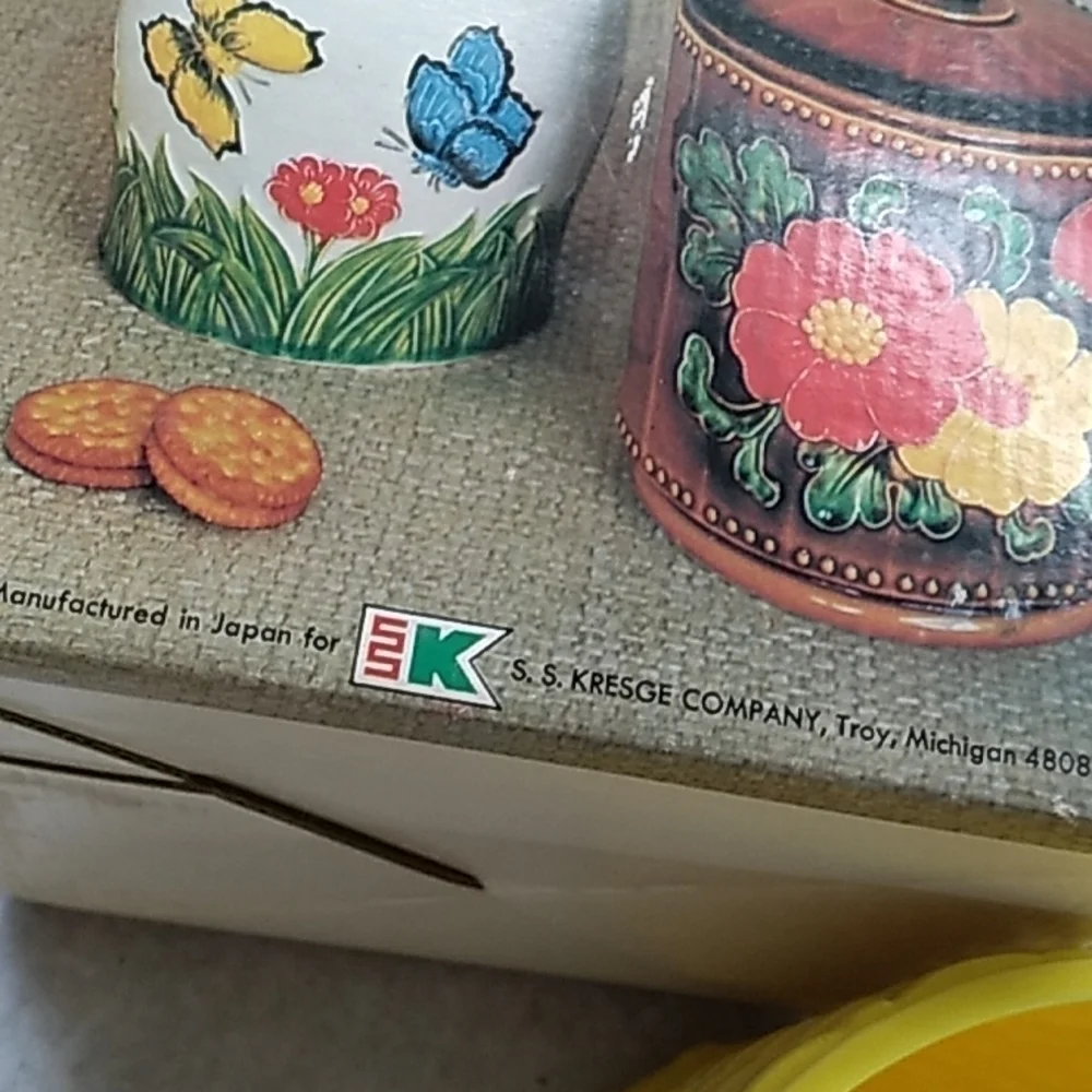 Vintage 1960s made in Japan hand painted cookie jar in original box