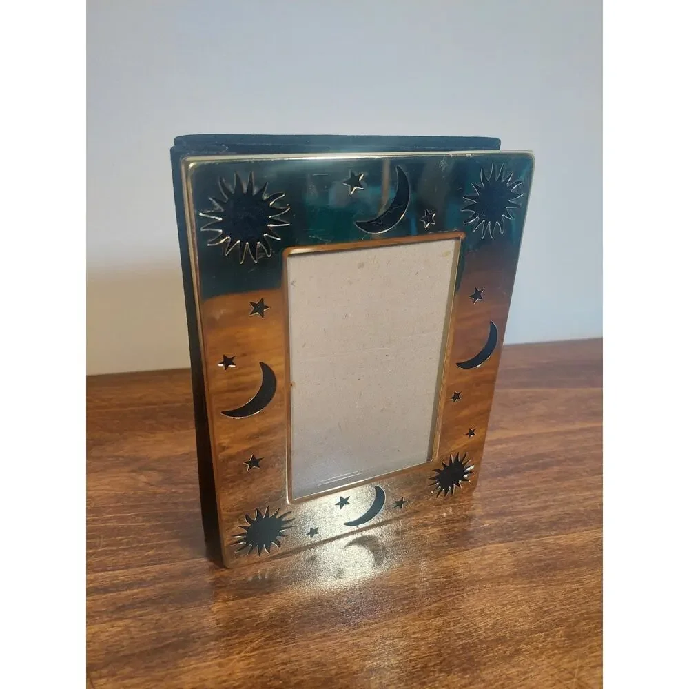 Unbranded small photo