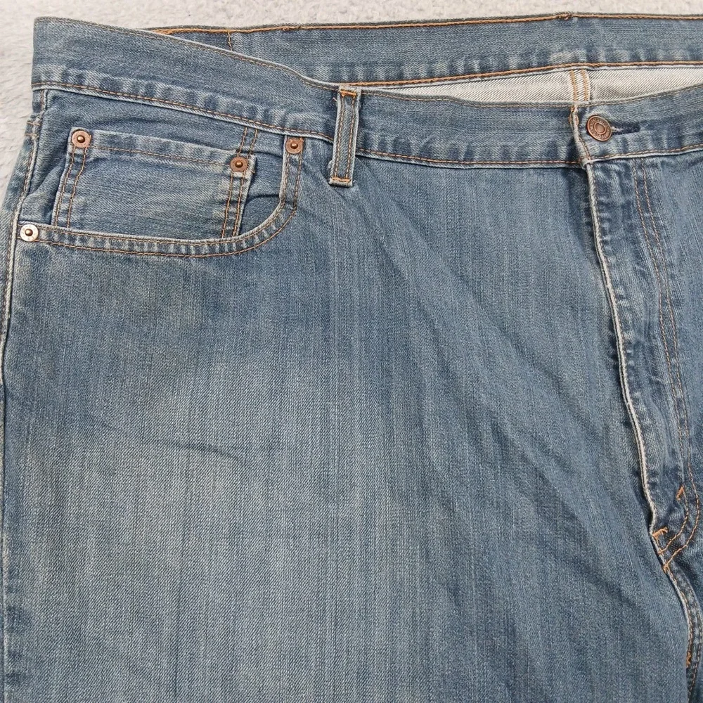 Levi's 559 Relaxed‎ Straight Jeans Mens 50x32 Medium Wash Blue Denim EUC