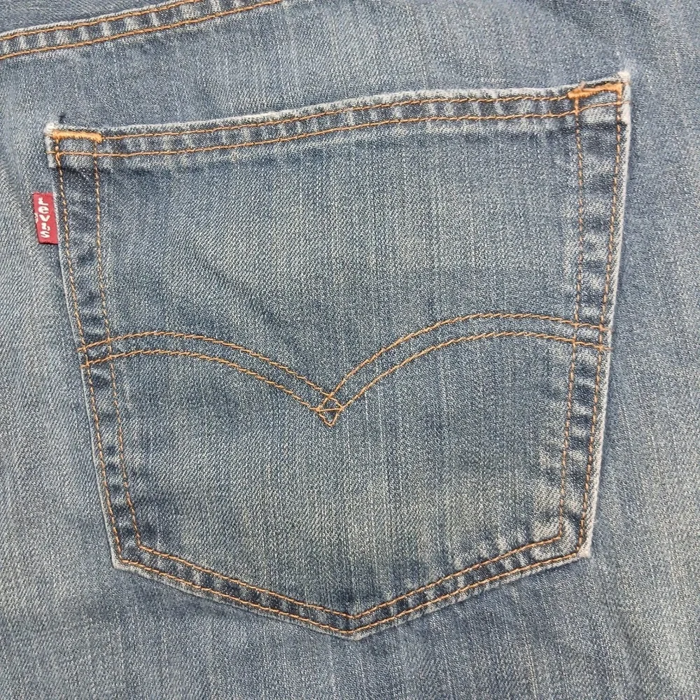 Levi's 559 Relaxed‎ Straight Jeans Mens 50x32 Medium Wash Blue Denim EUC