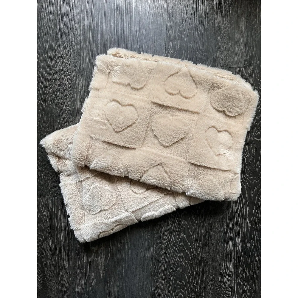 Betsey Johnson Cream‎ Faux Fur Heart Embossed Standard Pillow Shams Coquette