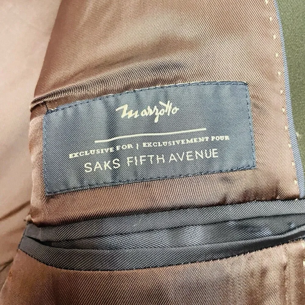 Saks Fifth Avenue there small