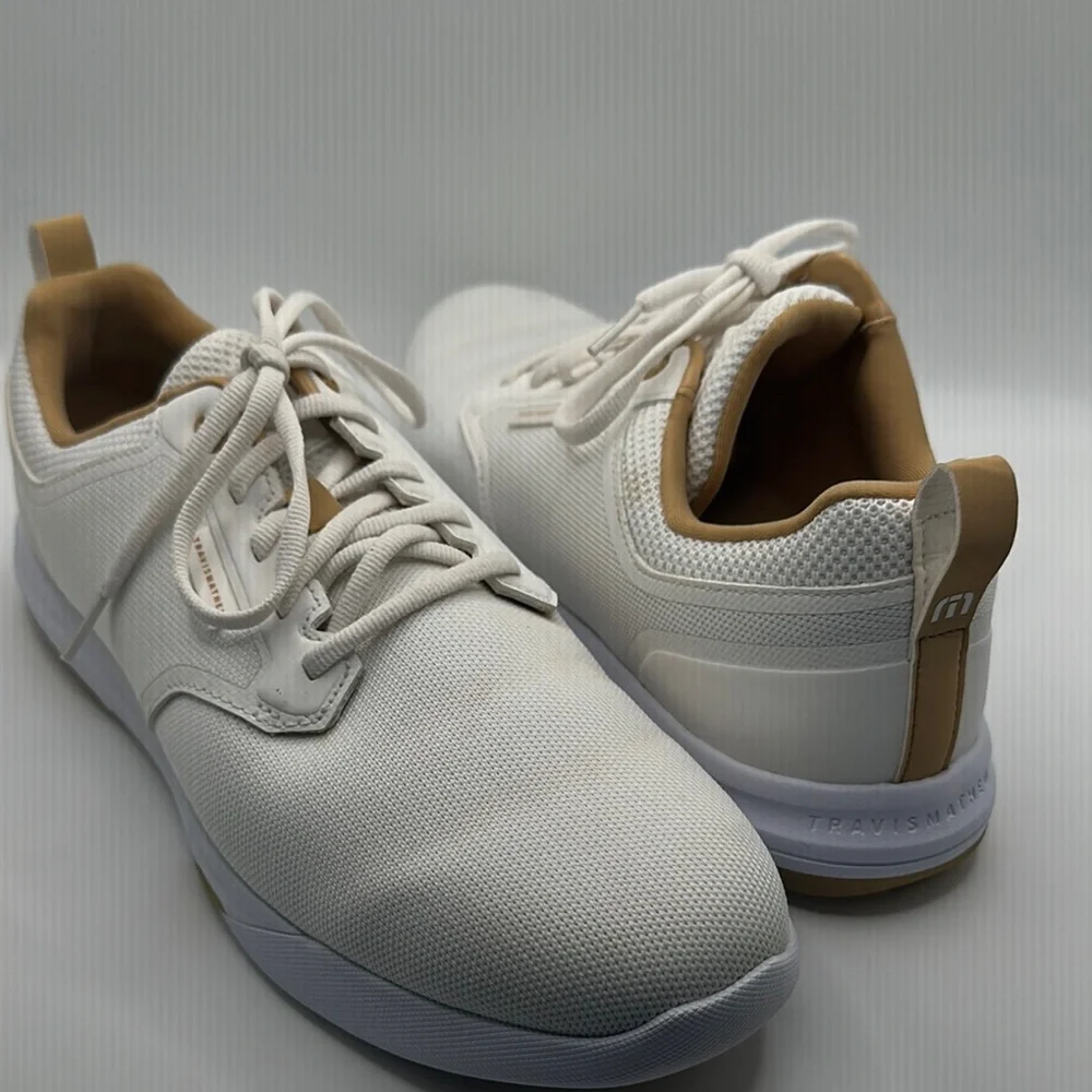 Travis Mathew Sz 11 The Daily Pro White and Tan Sneakers Minimalist‎ Design