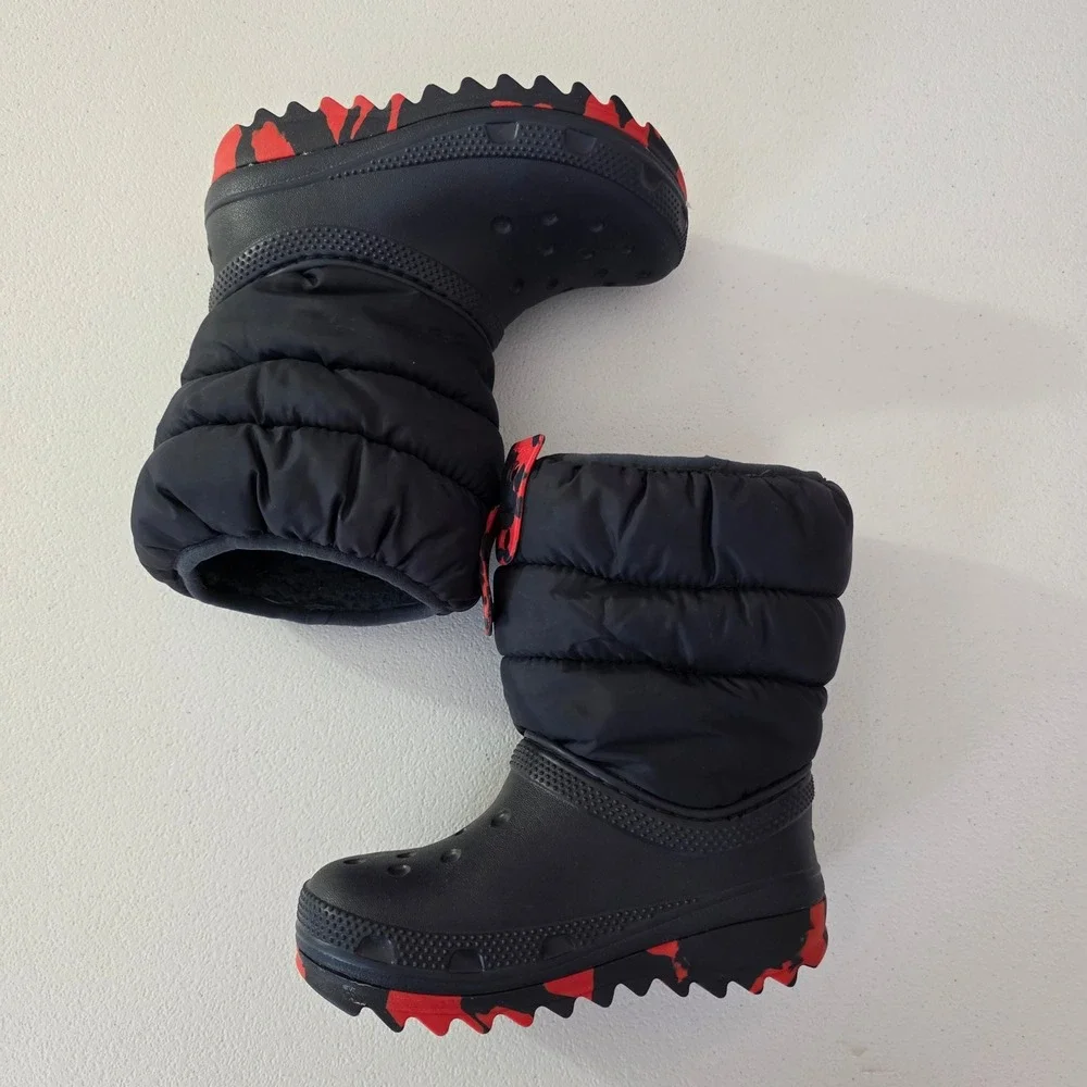 CROCS material croslite