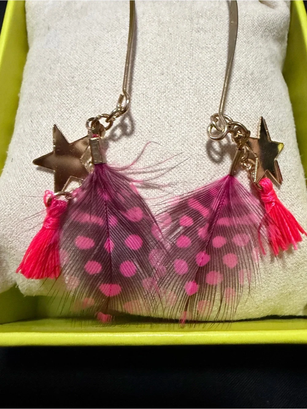 Tory Burch Feather Tassel Drop Earrings Gold Toned Pink Polka Dot Original box