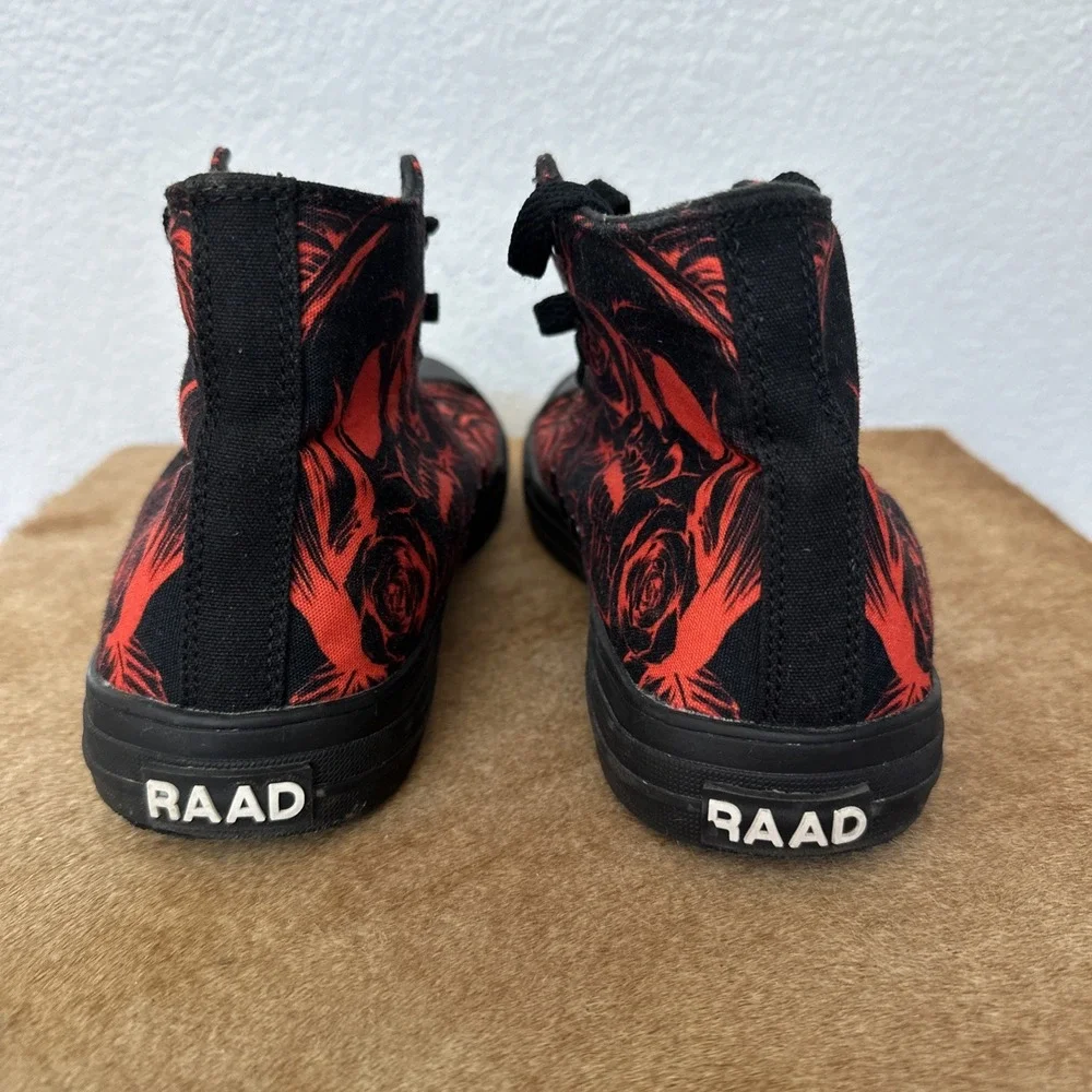 RAAD - Black With Red Flower Design Men's HIGH TOPS - Size 9.5.  Great Pre-owned