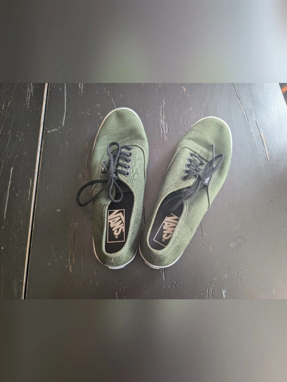 VANS Olive Green Skater Shoes Lace Up Low Top Sneakers 6M 7.5W Authentic Lo Pro