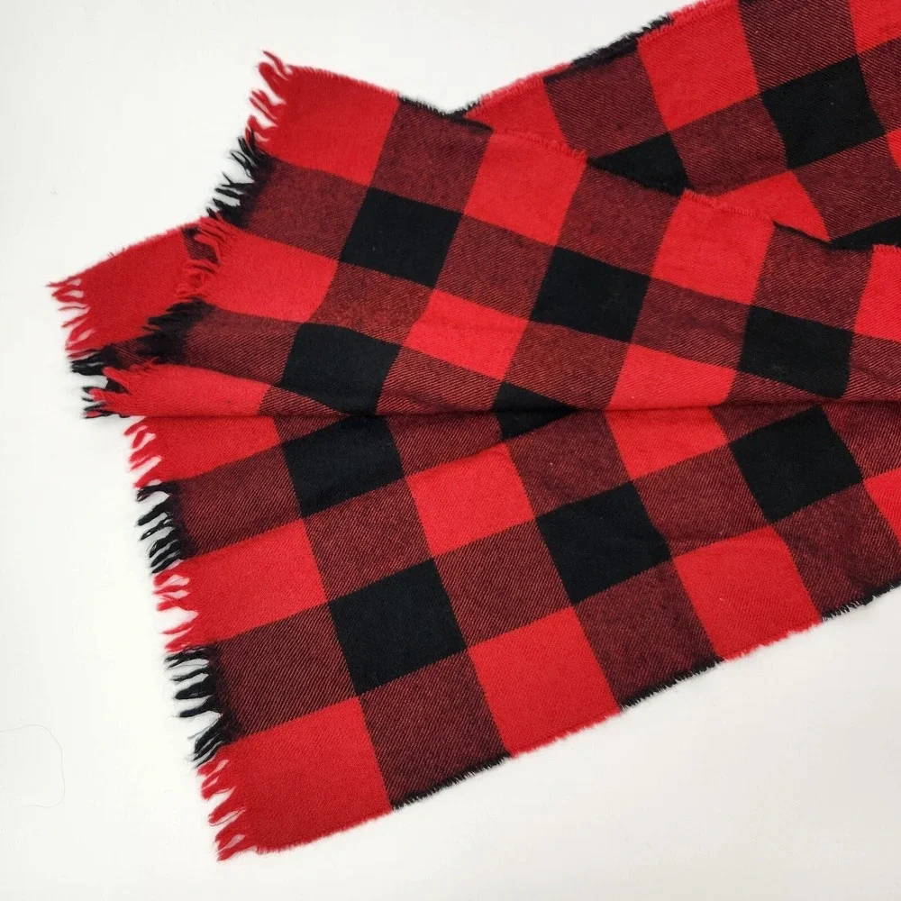 Forsyth Of Canada fringe cabin shoulders