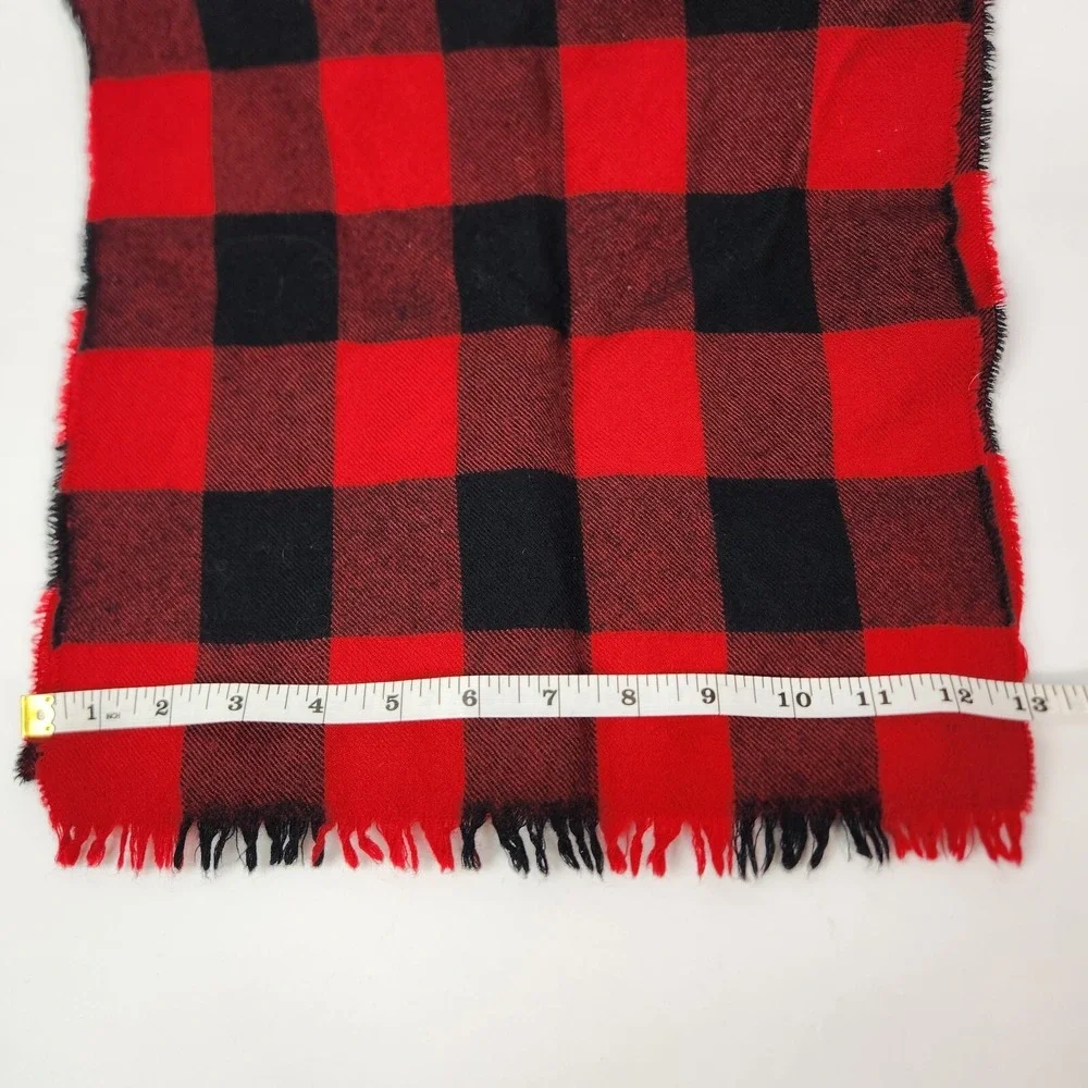 Forsyth Of Canada edges envelop