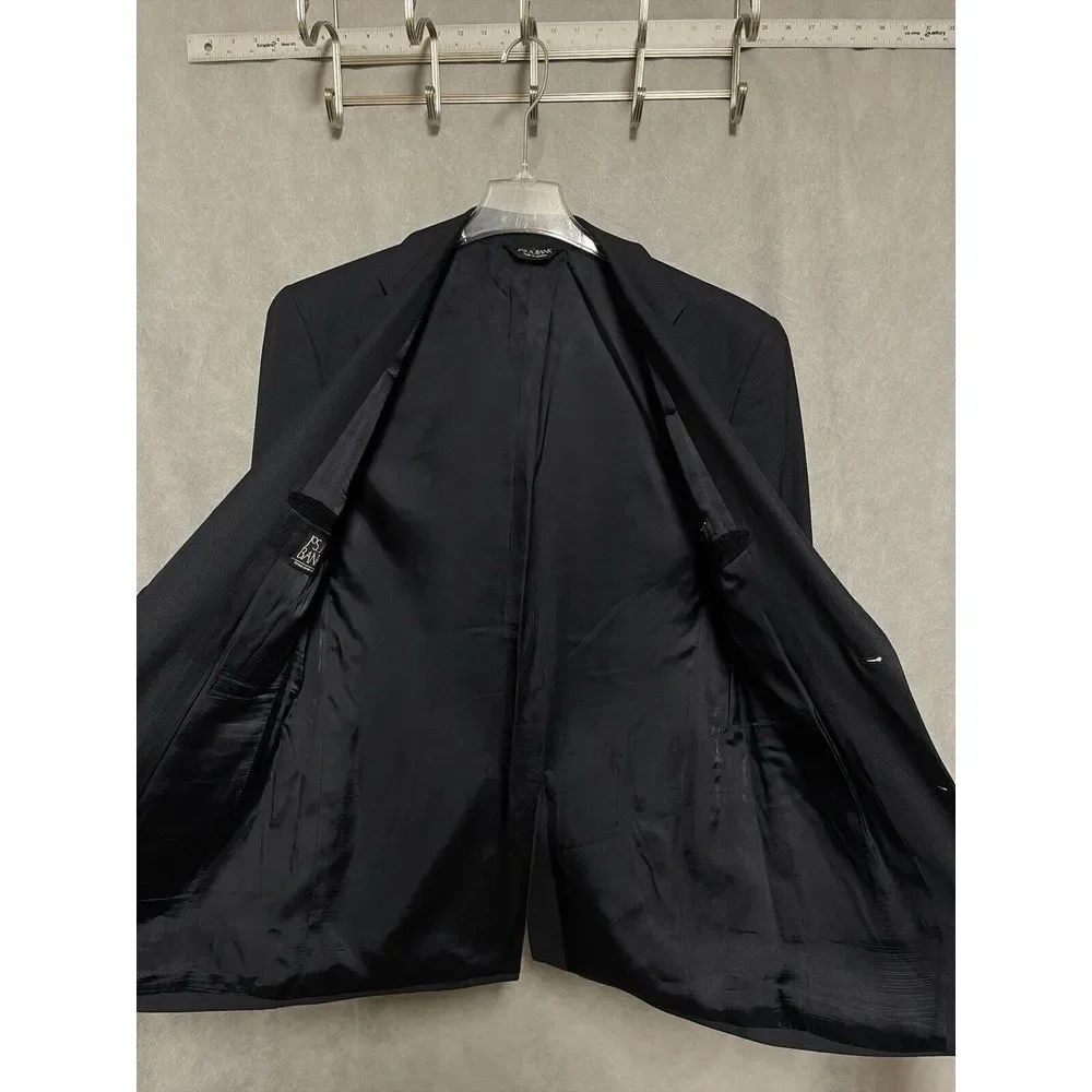 Jos. A. Bank size 40r