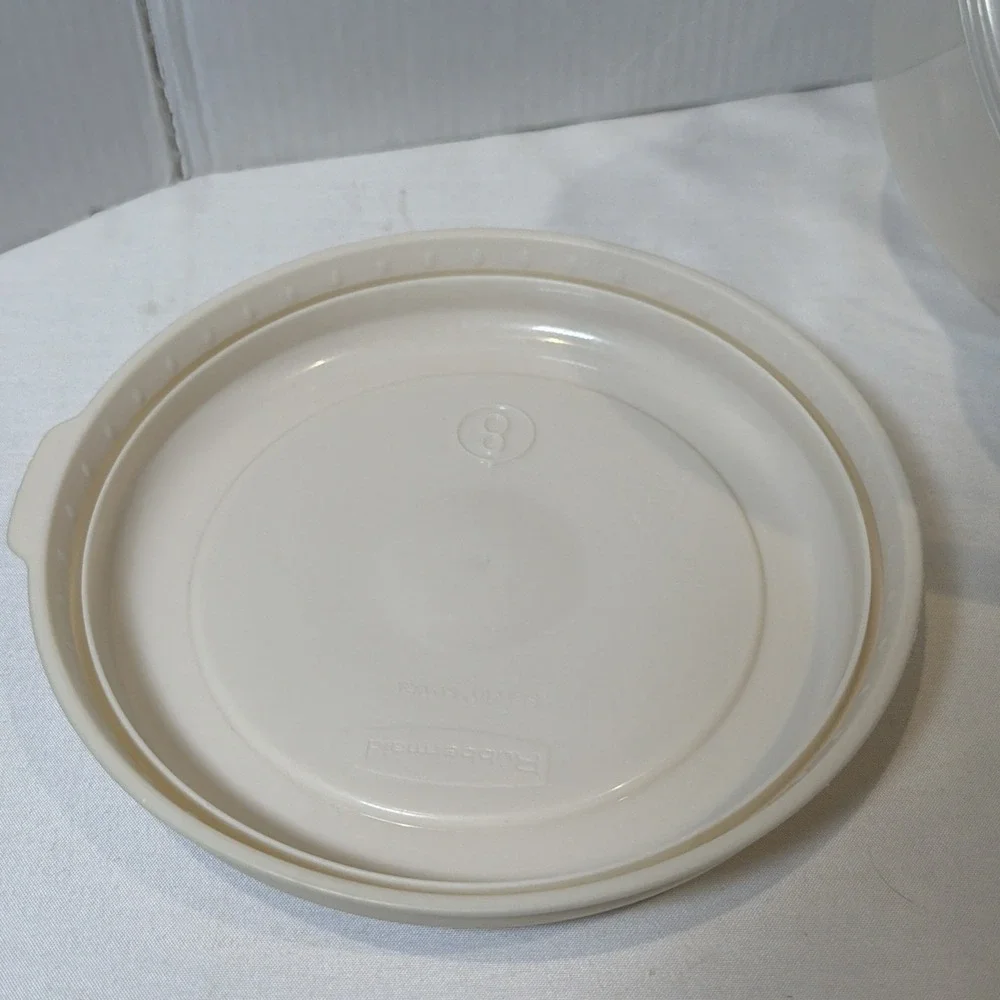 Rubbermaid item details