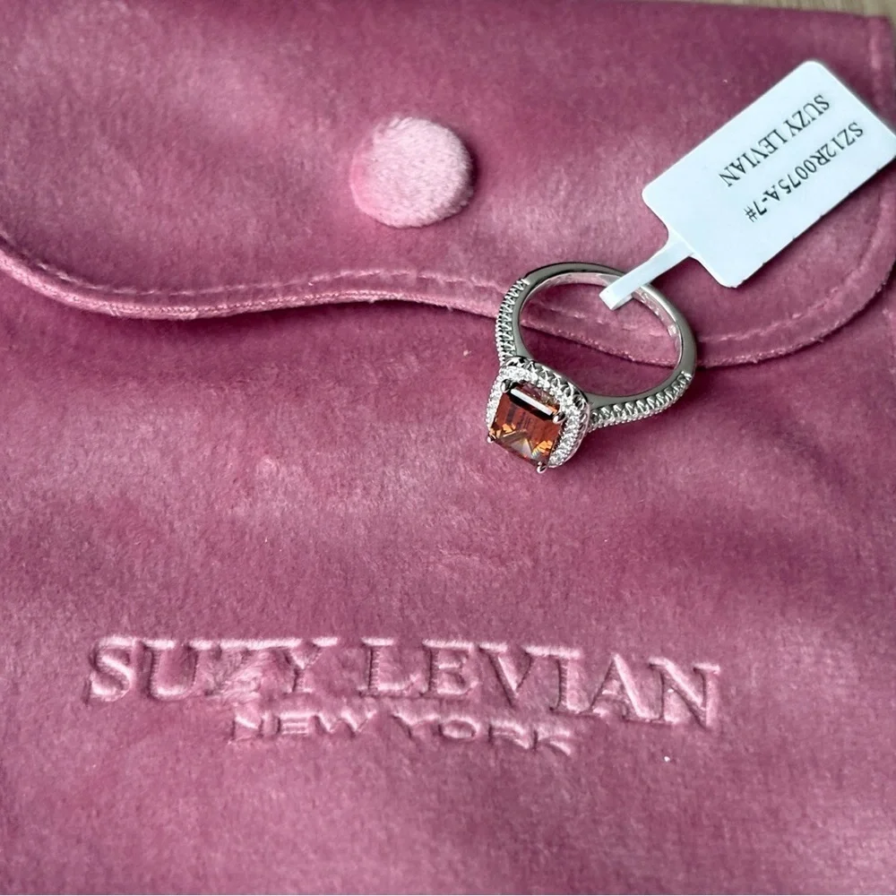 Suzy Levian brown suzy size