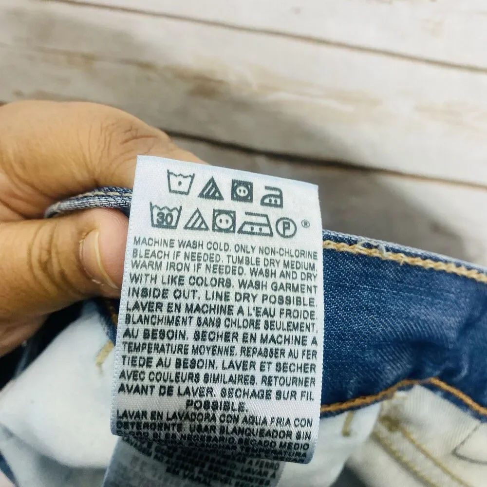 Levis levi men
