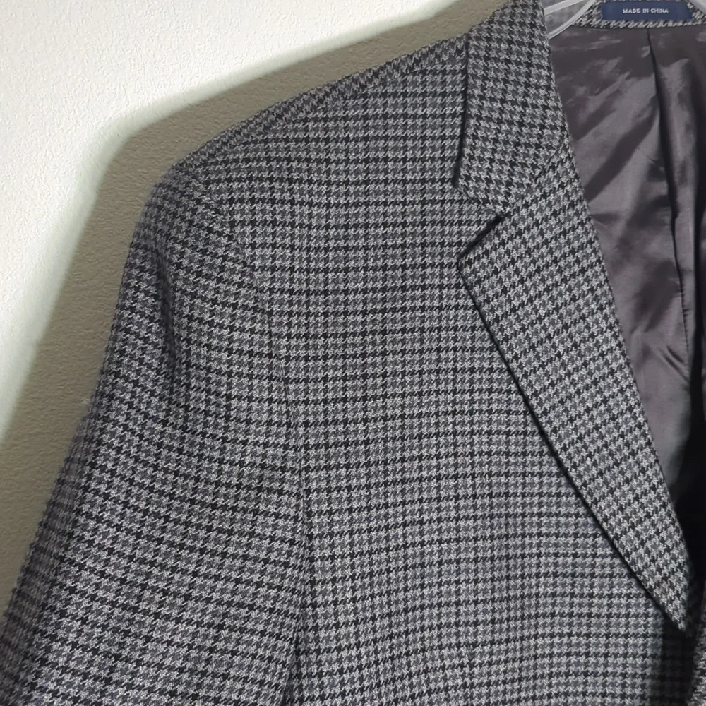 Ralph Lauren notched lapel